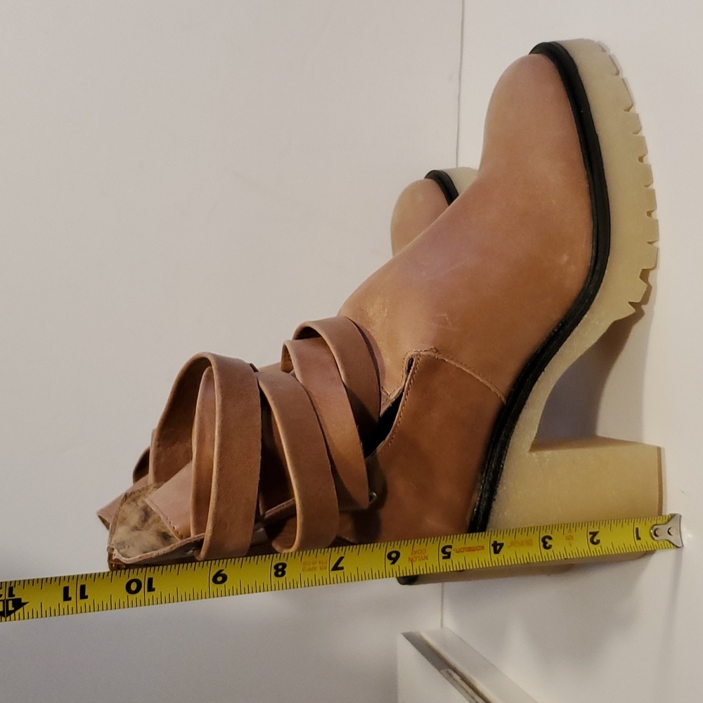 Free People Jesse Cut Out Platform Boot In Tan Size 10 NWOT'S - Picture 11 of 11